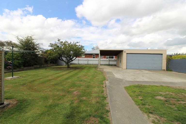 Photo of property in 99 Park Street, Winton, 9720