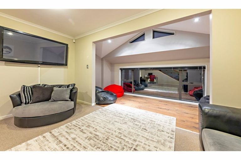 Photo of property in 12 Lucca Crescent, Flat Bush, Auckland, 2019
