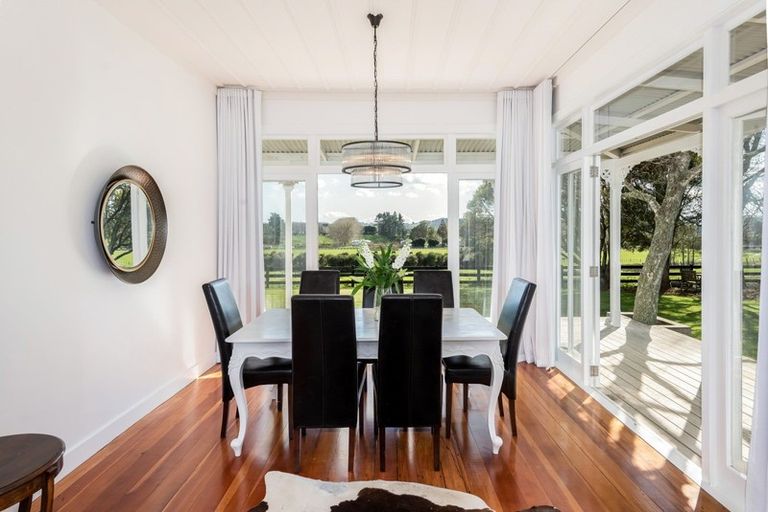 Photo of property in 41 Church Road, Ardmore, Papakura, 2582