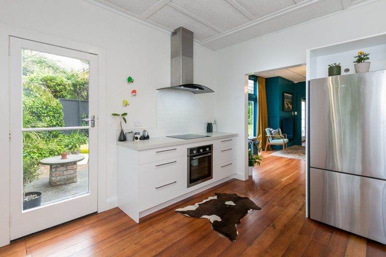 Photo of property in 46 Tanner Street, Havelock North, 4130