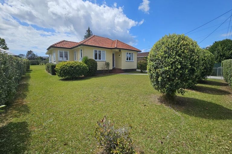 Photo of property in 121 Onerahi Road, Onerahi, Whangarei, 0110