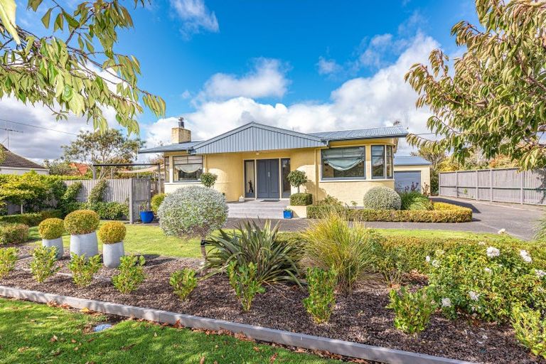 Photo of property in 10 Porritt Street, Saint Johns Hill, Whanganui, 4500