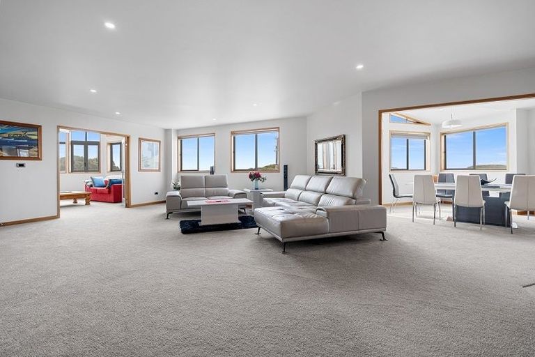 Photo of property in 570a Papamoa Beach Road, Papamoa Beach, Papamoa, 3118