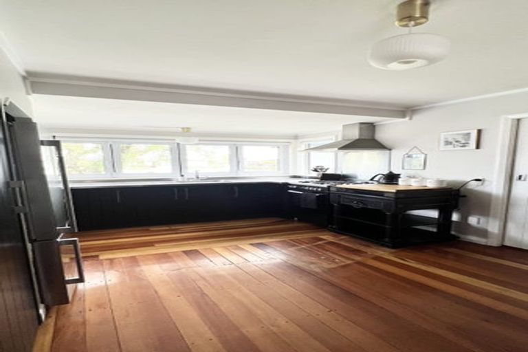 Photo of property in 36 Wharerangi Road, Tamatea, Napier, 4112