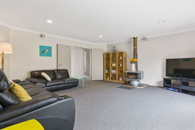 Photo of property in 90 Rowesdale Drive, Ohauiti, Tauranga, 3112