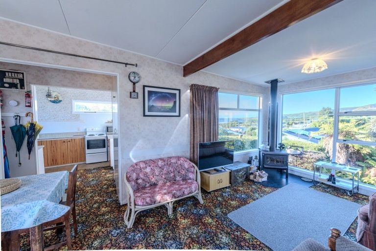 Photo of property in 8 Matai Street, Kaka Point, 9271