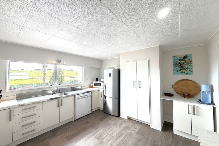 Photo of property in 1034 Pouto Road, Te Kopuru, 0391