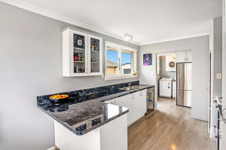 Photo of property in 150 Pacific Road, North New Brighton, Christchurch, 8083