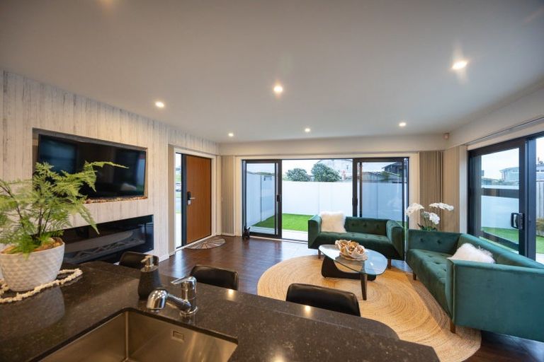 Photo of property in 29a Marine Parade South, Foxton Beach, Foxton, 4815