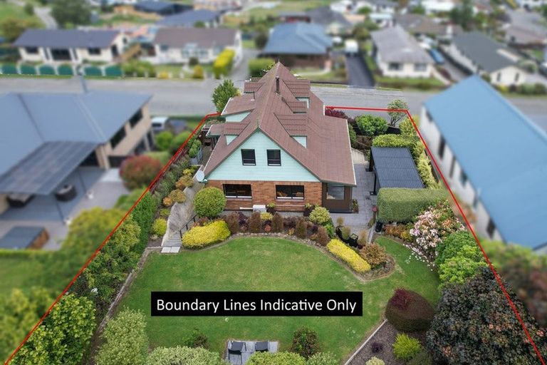 Photo of property in 15 Leven Street, South Hill, Oamaru, 9400