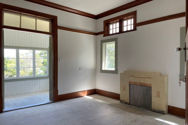 Photo of property in 3 Memorial Drive, Parahaki, Whangarei, 0112