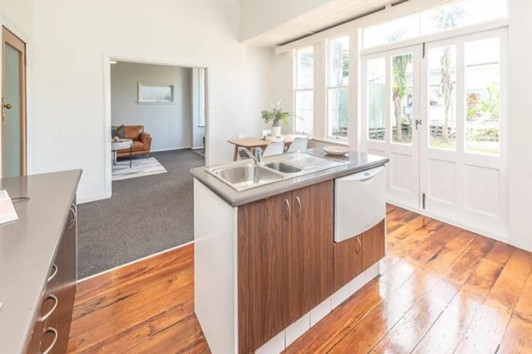 Photo of property in 376 Wicksteed Street, Whanganui, 4500