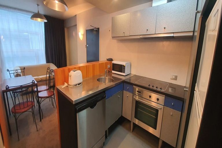Photo of property in St Pauls Apartments, 30/43 Mulgrave Street, Thorndon, Wellington, 6011