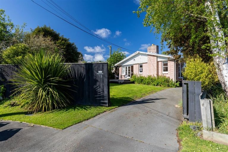 Photo of property in 13 Yeovil Place, St Albans, Christchurch, 8052