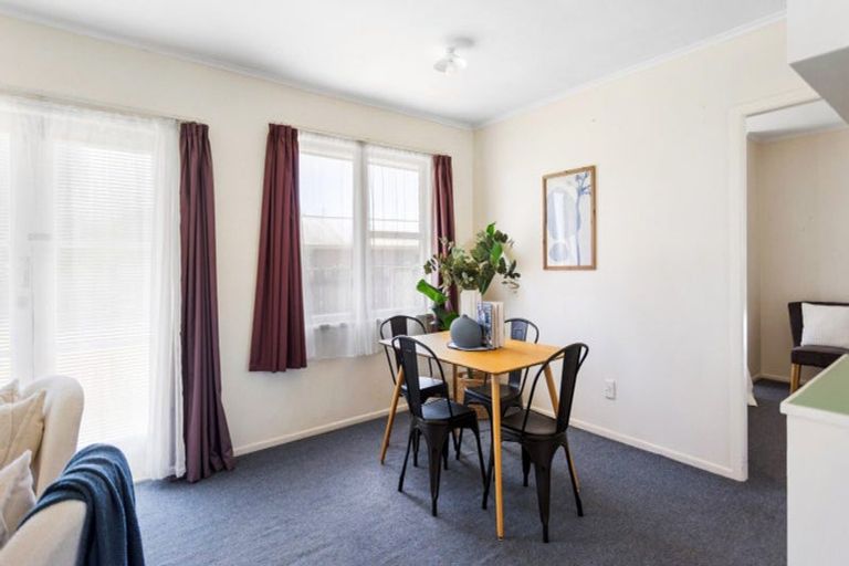 Photo of property in 219a Otumoetai Road, Otumoetai, Tauranga, 3110