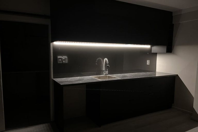 Photo of property in 1/16 Marriott Road, Pakuranga, Auckland, 2010