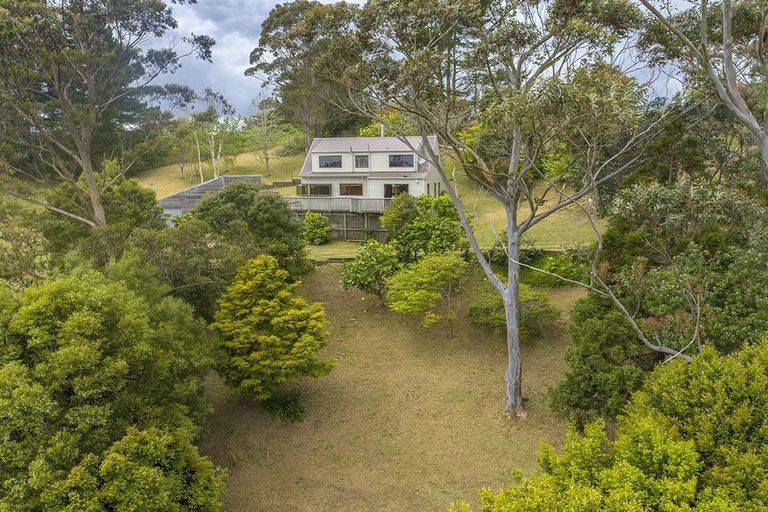 Photo of property in 136 Mclachlan Road, Kaukapakapa, Warkworth, 0984