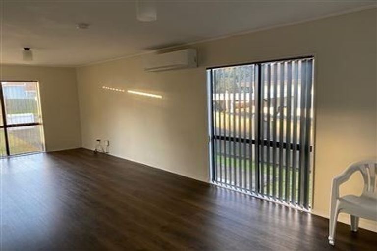 Photo of property in 2/70 Palmers Road, Clendon Park, Auckland, 2103