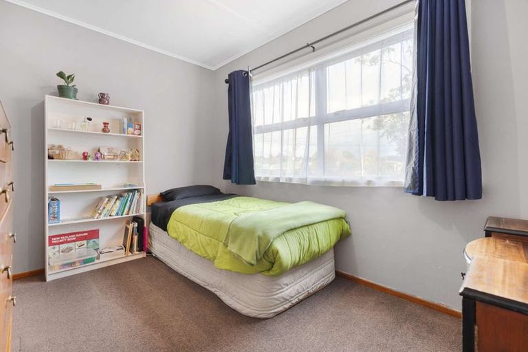 Photo of property in 1 Clyde Street, Utuhina, Rotorua, 3015