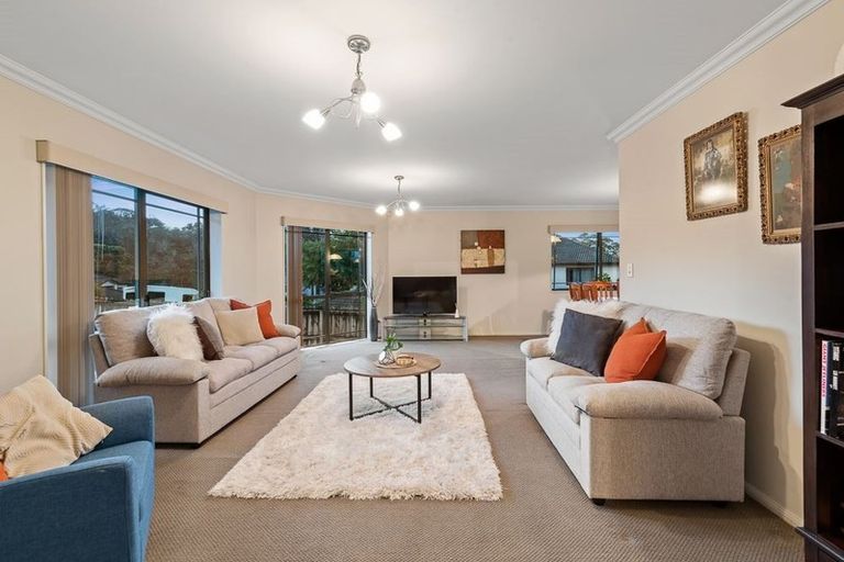 Photo of property in 45 Sapperton Drive, Henderson, Auckland, 0612