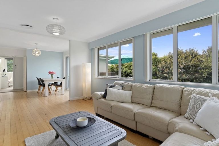 Photo of property in 13 Tupaea Place, Otumoetai, Tauranga, 3110