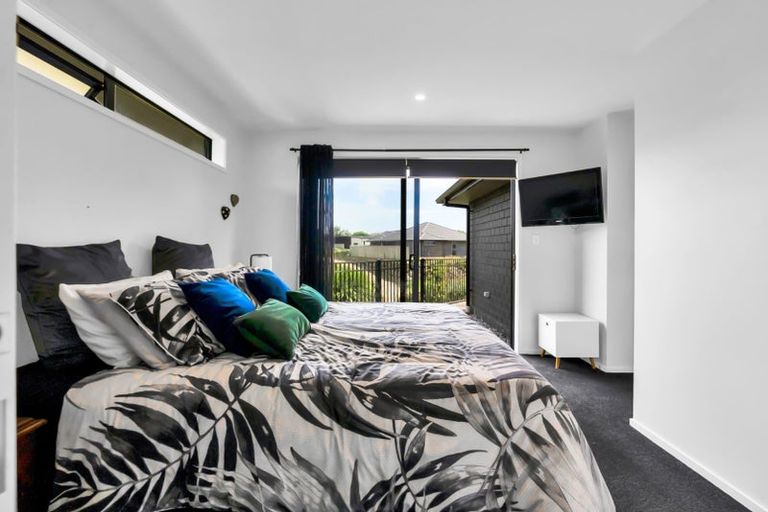 Photo of property in 15 Waitaha Place, Bell Block, New Plymouth, 4312