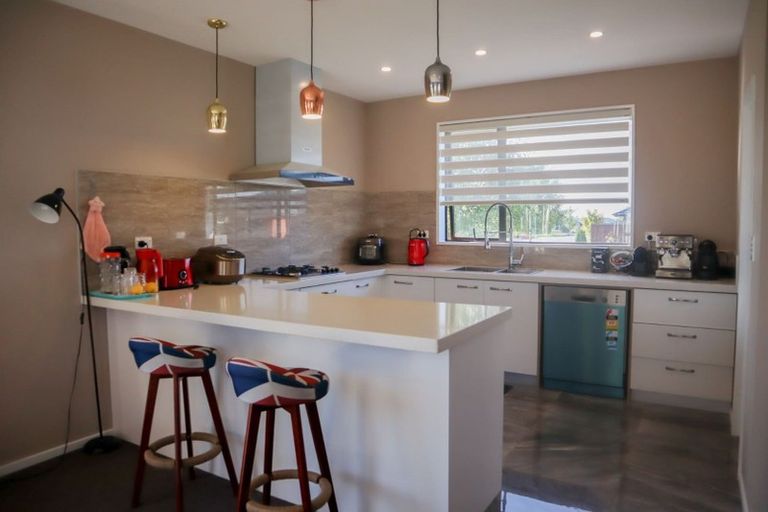 Photo of property in 17 Exeter Lane, Rolleston, 7614