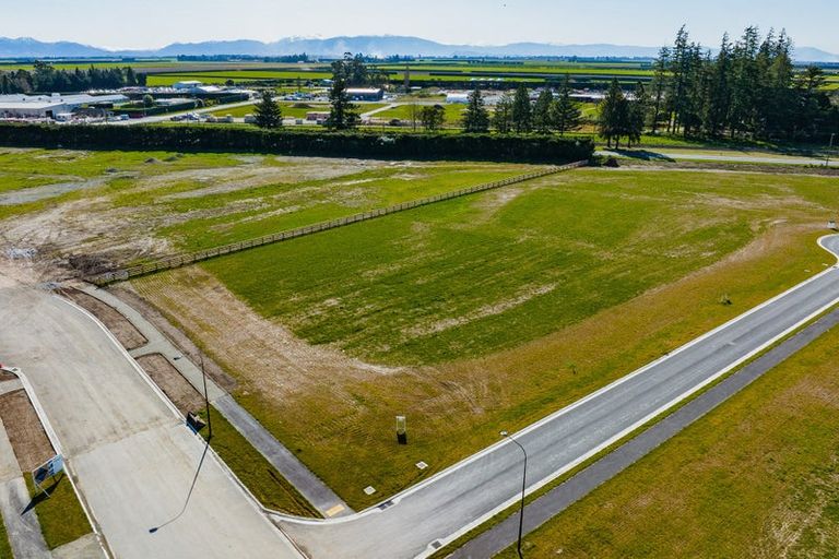 Photo of property in 6 Ravensbourne Avenue, Darfield, 7571