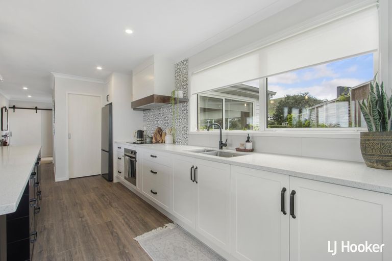 Photo of property in 22 Ralph Lane, Waihi Beach, 3611