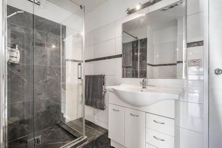 Photo of property in 36 Maugham Drive, Bucklands Beach, Auckland, 2014