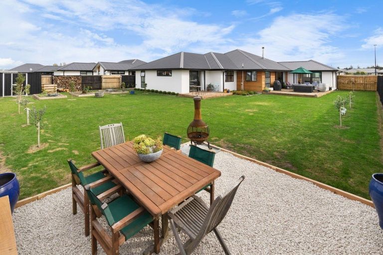 Photo of property in 17 Suffolk Drive, Kirwee, 7571