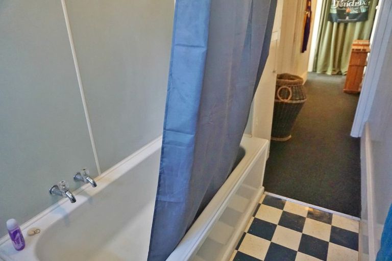 Photo of property in 2/59 Waimea Terrace, Beckenham, Christchurch, 8023