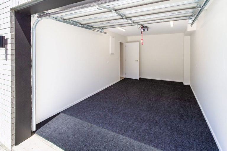 Photo of property in 3/133 Blighs Road, Strowan, Christchurch, 8052