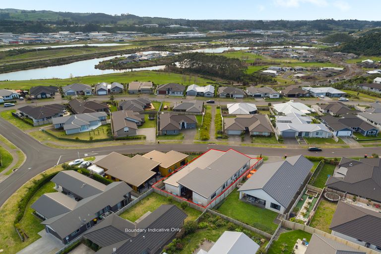 Photo of property in 4 Benmore Crescent, Pyes Pa, Tauranga, 3112