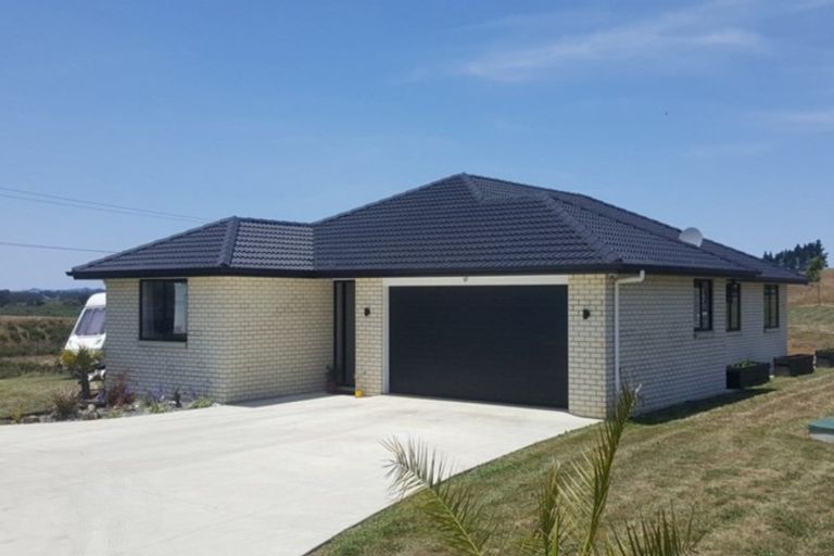 Photo of property in 49 Te Ara Aukati Terrace, Pokeno, 2471