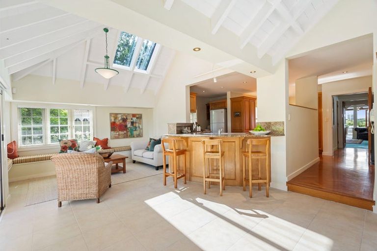 Photo of property in 7 Marine Terrace, Bayswater, Auckland, 0622