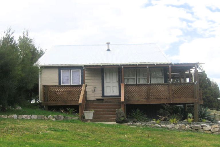 Photo of property in 58 View Road, Hikurangi, 0114