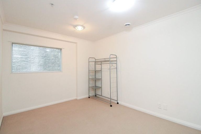 Photo of property in Monvie Apartments, 112/15 Holland Street, Te Aro, Wellington, 6011