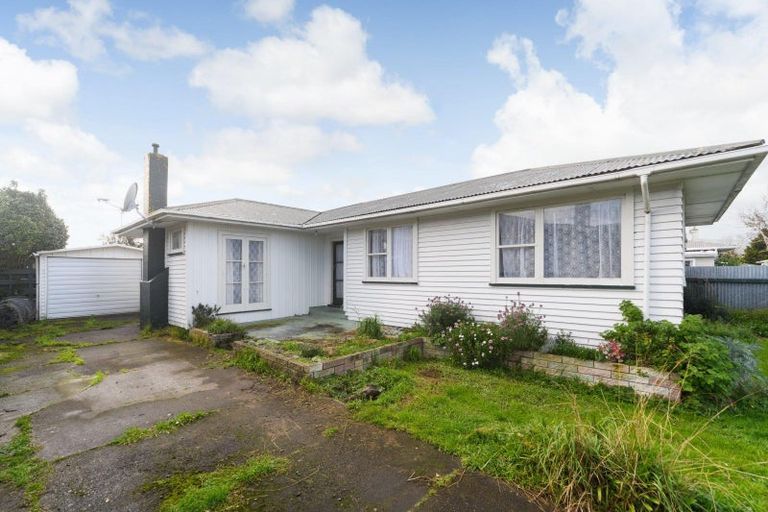 Photo of property in 61 Stephens Crescent, Highbury, Palmerston North, 4412