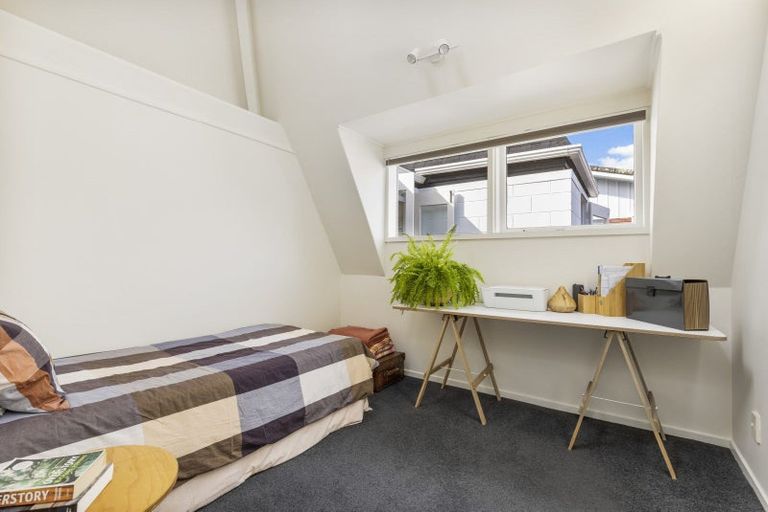 Photo of property in 2 Marnane Terrace, St Andrews, Hamilton, 3200