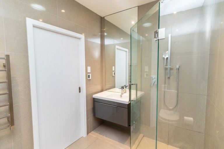 Photo of property in 8 Melvill Grove, Waterloo, Lower Hutt, 5011