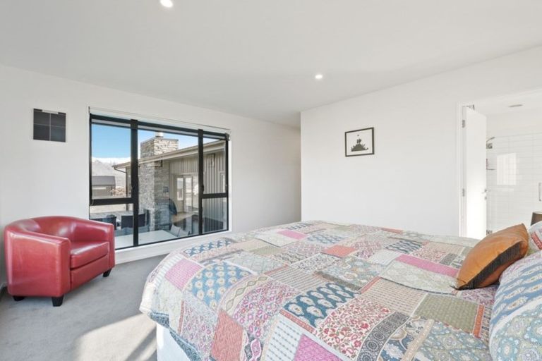 Photo of property in 26 Westview Road, Wanaka, 9305