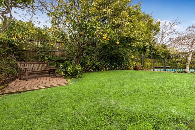 Photo of property in 1 Seascape Road, Remuera, Auckland, 1050