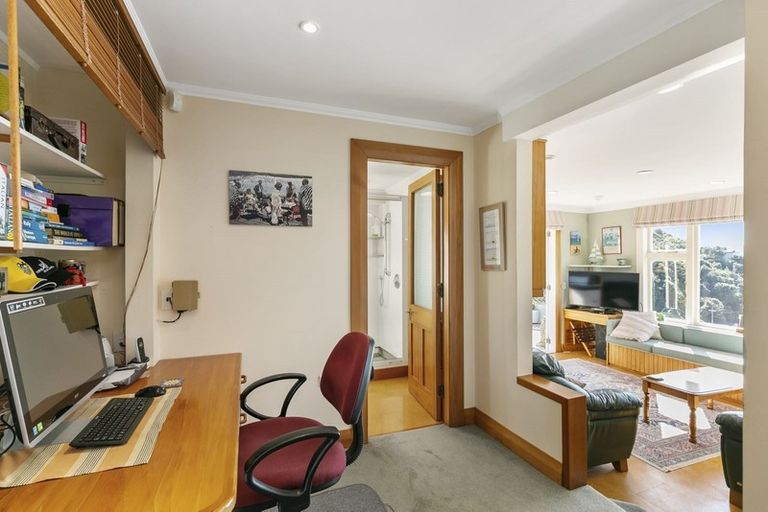 Photo of property in 14 Kio Road, Hataitai, Wellington, 6021