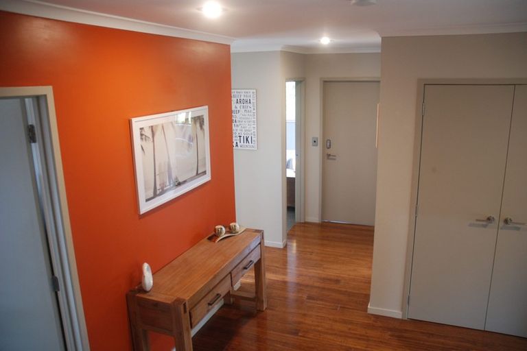 Photo of property in 45 Jonkers Road, Waitakere, Henderson, 0782