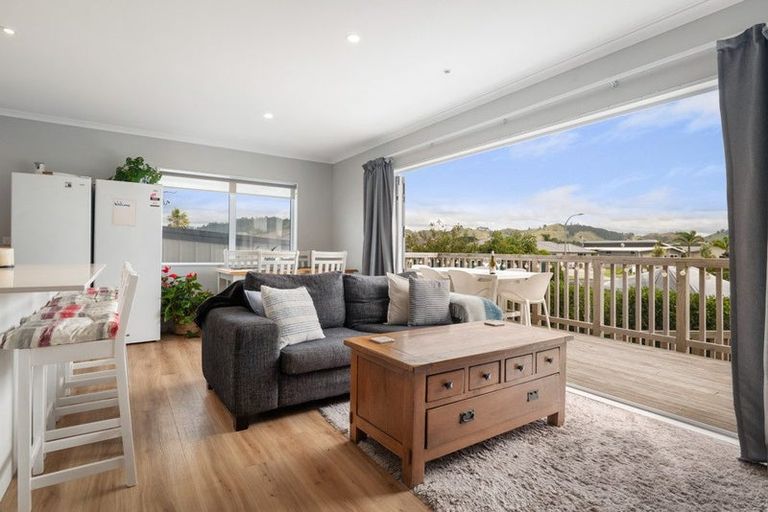 Photo of property in 6 Reel Road, Athenree, Waihi Beach, 3611