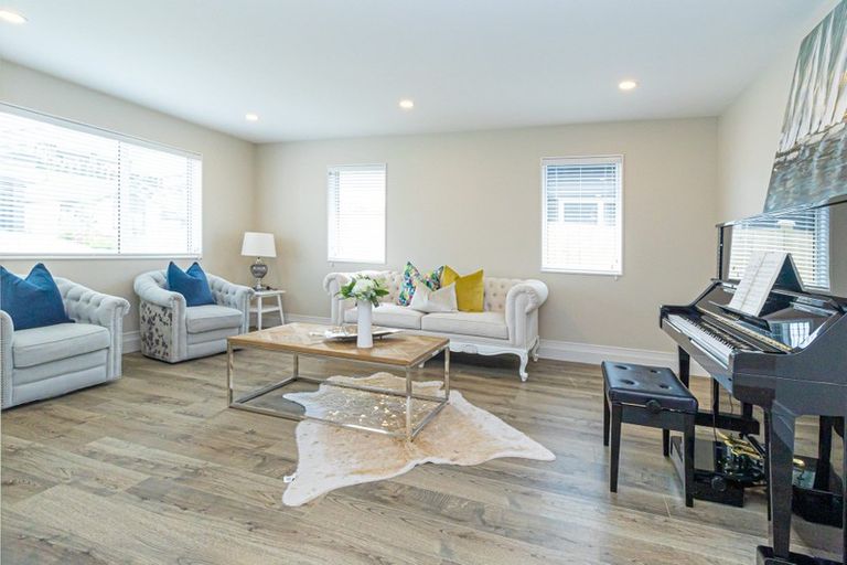 Photo of property in 68 Ormonde Drive, Silverdale, 0932