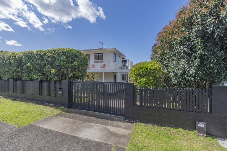 Photo of property in 1/93 Coronation Road, Mangere Bridge, Auckland, 2022
