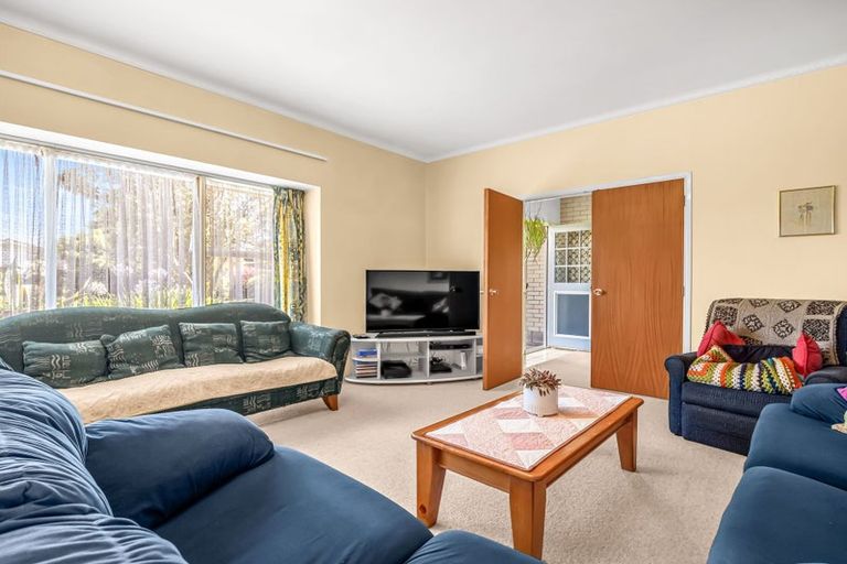 Photo of property in 22 Magnolia Avenue, Opaheke, Papakura, 2113