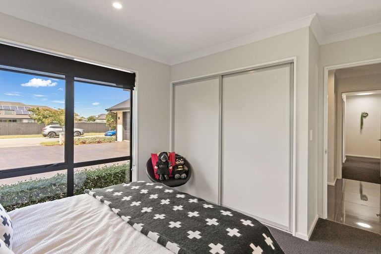 Photo of property in 27 Denimes Crescent, Rolleston, 7614